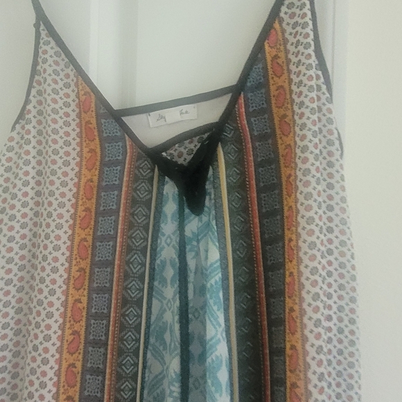 Bohemian Maxi Dress with Geometric Patterns - Picture 5 of 15